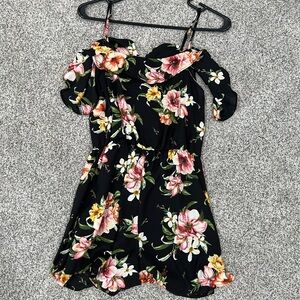 Lush floral romper size small